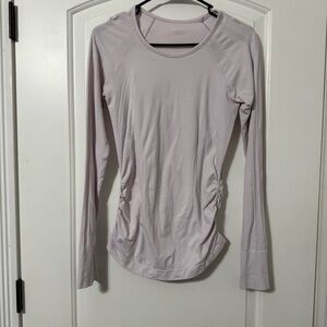 Athleta Long Sleeve Active Shirt Women’s Size Small Light Pink Ruched Sides